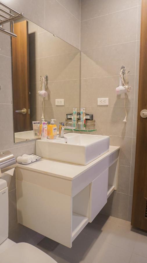 A25 Hotel - Hoang Dao Thuy 1 Ханой Екстериор снимка