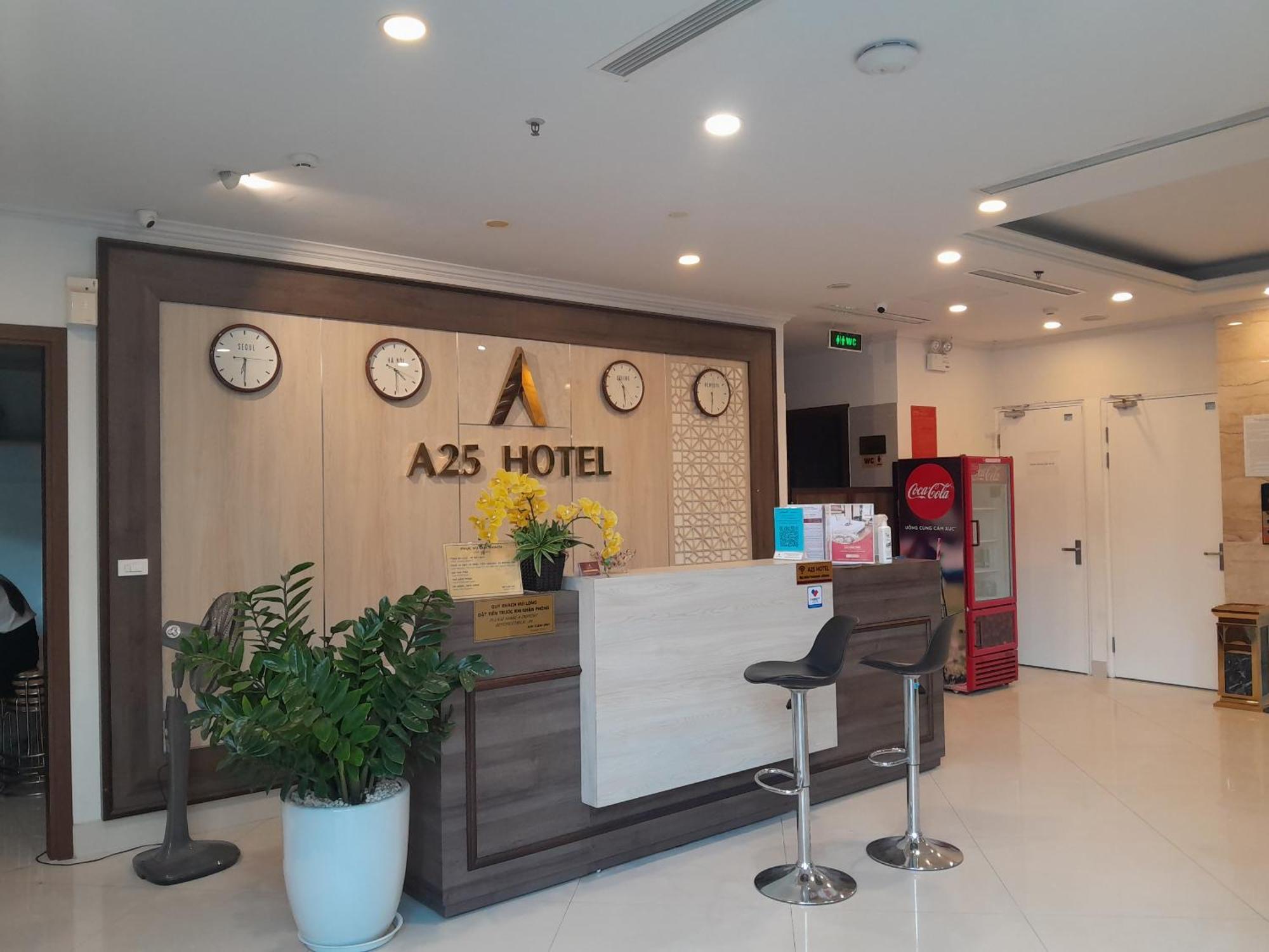 A25 Hotel - Hoang Dao Thuy 1 Ханой Екстериор снимка